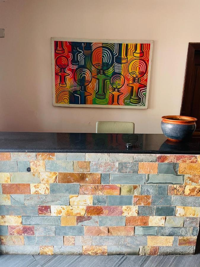 La Sunset Bed & Breakfast Accra Exterior photo